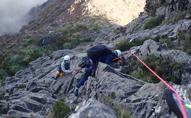 Mountaineering Pico Cidrao
